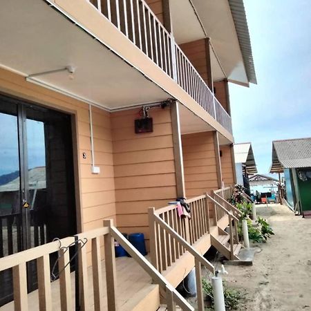 Oceanboys Inn Kampong Pasir Panjang  Luaran gambar